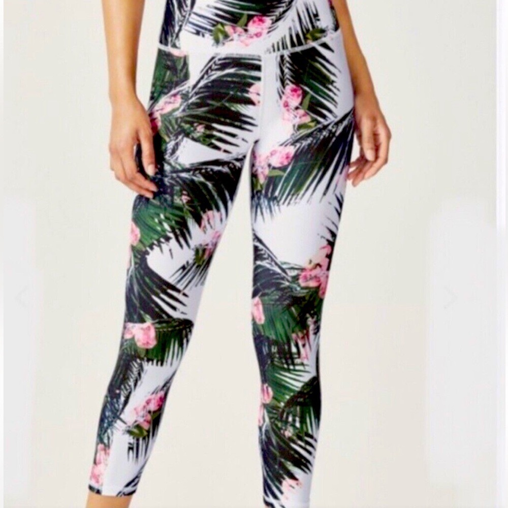 Fabletics High Waisted Powerhold Legging Tropical Floral White/Green Crop Size 8 - Picture 3 of 8